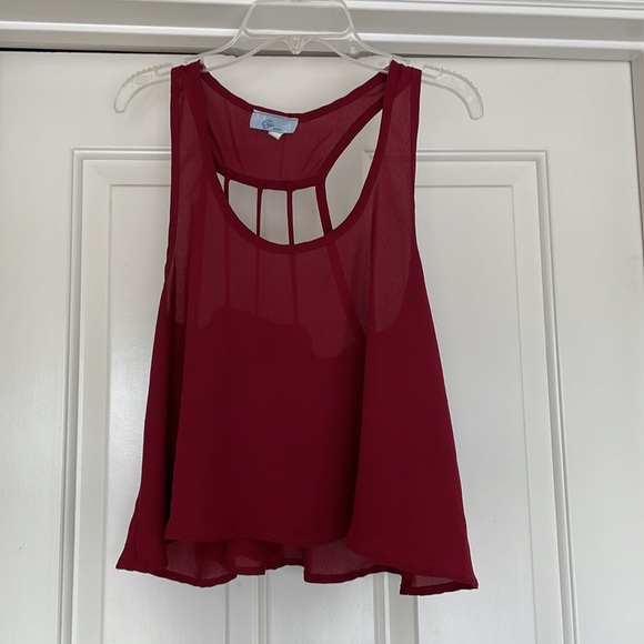 Maroon top - Picture 3 of 4